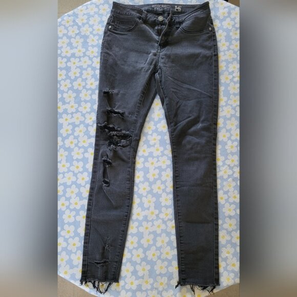 Size 27 NOISY MAY Distressed Black Women Jeans - Picture 1 of 4